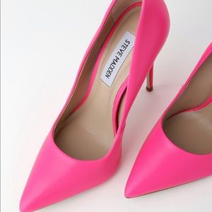 NWOT Steve Madden Hot Pink Leather Pumps